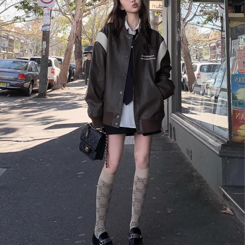 Leather Coat Women 2023 Autumn Vintage PU Loose Coffee Baseball Jacket Fashion Black Coat For Women
Leather Coat Women 2023 Autumn Vintage PU Loose Coffee Baseball Jacket Fashion Black Coat For Women