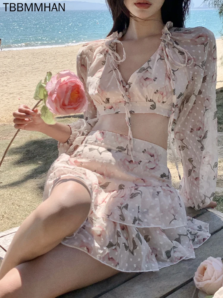 Summer Two Piece Floral Set Women Sexy Party Retro Party Mini Set Skirt Female Beach Casual Backless Korean Fashion Set
Summer Two Piece Floral Set Women Sexy Party Retro Party Mini Set Skirt Female Beach Casual Backless Korean Fashion Set
