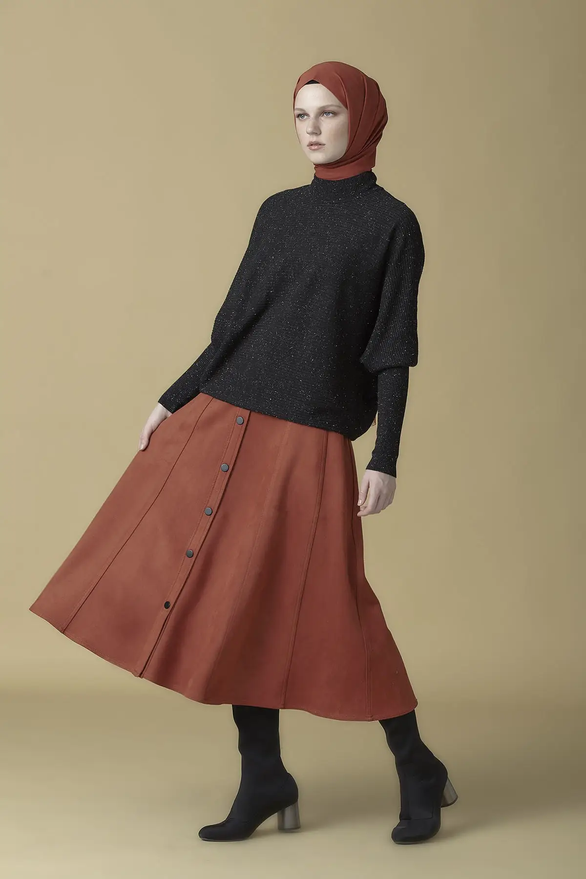 Women Knitwear Black Sweater Women Muslim Sweater 
Women Knitwear Black Sweater Women Muslim Sweater