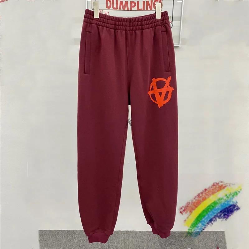 Foam Printing Vetements Anarchy Sweatpants Men Women 1:1 High Quality Vetements Pants Slightly Loose VTM Trousers
Foam Printing Vetements Anarchy Sweatpants Men Women 1:1 High Quality Vetements Pants Slightly Loose VTM Trousers