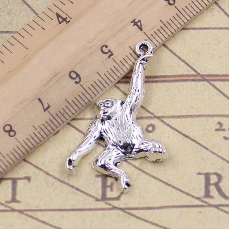 10pcs Charms Monkey 32x27mm Antique Bronze Silver Color Pendants Making DIY Handmade Tibetan Finding Jewelry For Bracelet
10pcs Charms Monkey 32x27mm Antique Bronze Silver Color Pendants Making DIY Handmade Tibetan Finding Jewelry For Bracelet