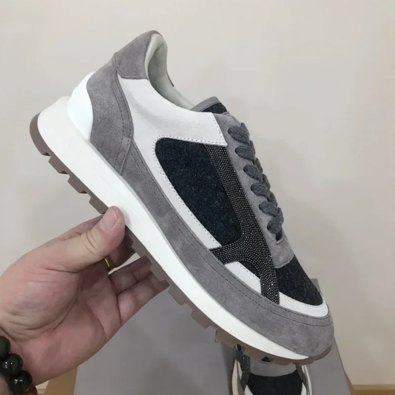 Autumn New Women's Sneakers With Elegant Color Palette Calfskin Stitching Design Winter Casual Shoes
Autumn New Women's Sneakers With Elegant Color Palette Calfskin Stitching Design Winter Casual Shoes