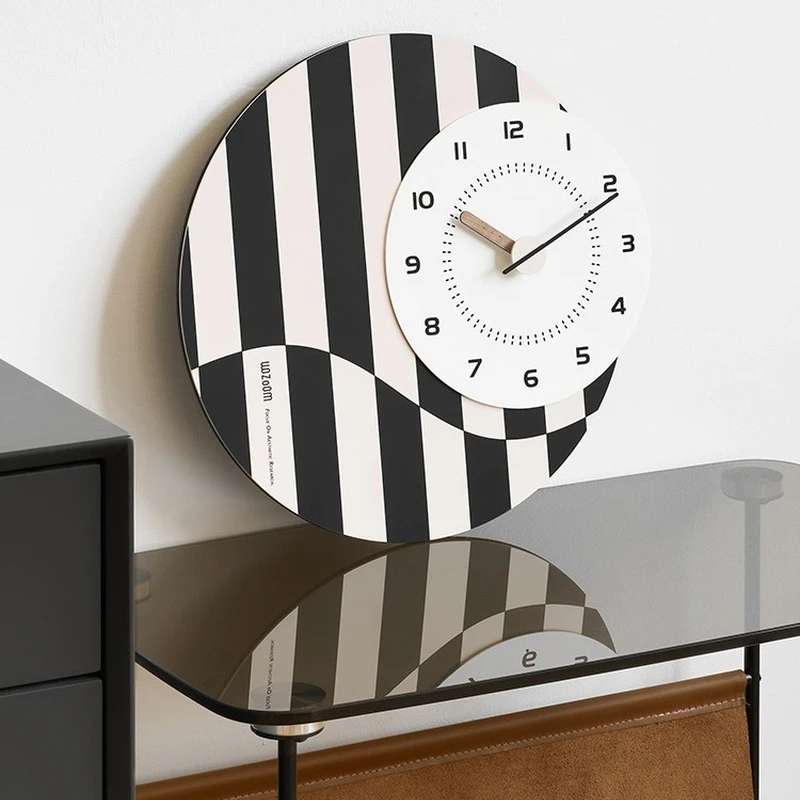 Punch-free creative personality fashion light luxury living room home wall clock clock watch net red 2022 new
Punch-free creative personality fashion light luxury living room home wall clock clock watch net red 2022 new