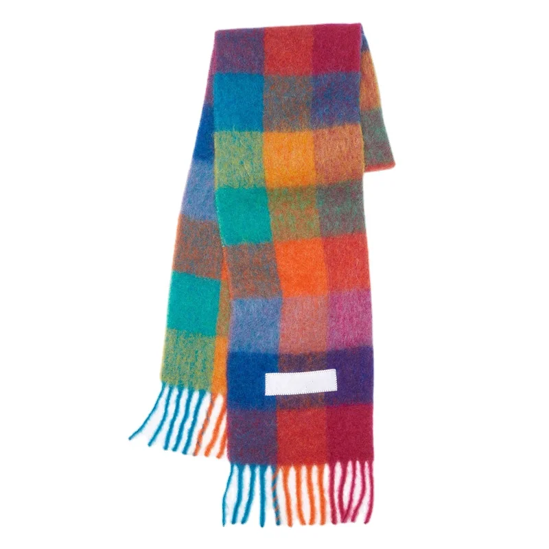 2022autumn and winter newAC family rainbow color Plaid cashmere imitation women's scarf fashionable tassel with cold proof shawl
2022autumn and winter newAC family rainbow color Plaid cashmere imitation women's scarf fashionable tassel with cold proof shawl