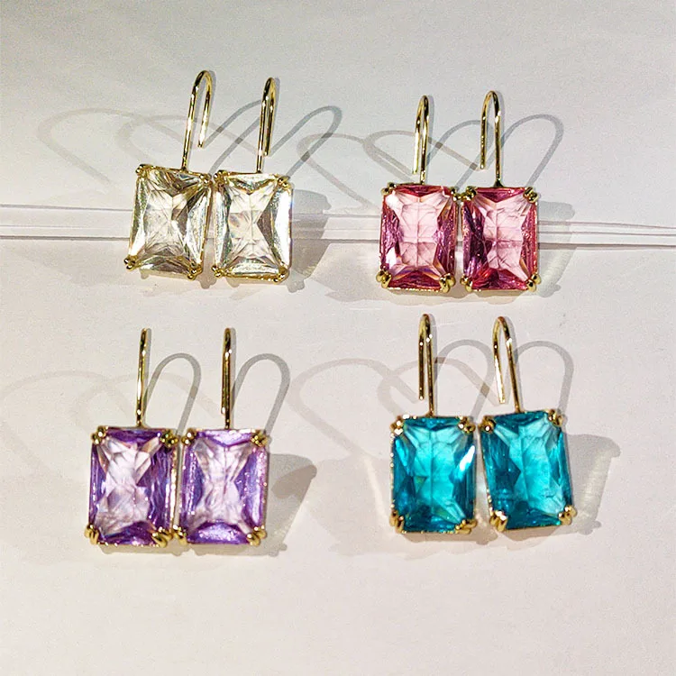Jewelry European and American Exaggerated Fashion Simple Color Rhinestone Earrings Square Popular Ear Hook Earrings Female
Jewelry European and American Exaggerated Fashion Simple Color Rhinestone Earrings Square Popular Ear Hook Earrings Female