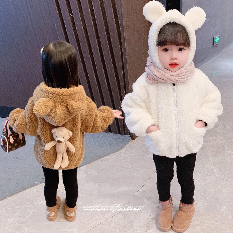 Зимняя кашемировая плюшевая куртка, пальто с капюшоном для маленьких девочек, теплая верхняя одежда, Рождественская одежда для маленьких мальчиков, милый подарок (одного типа медведя)
Зимняя кашемировая плюшевая куртка, пальто с капюшоном для маленьких девочек, теплая верхняя одежда, Рождественская одежда для маленьких мальчиков, милый подарок (одного типа медведя)