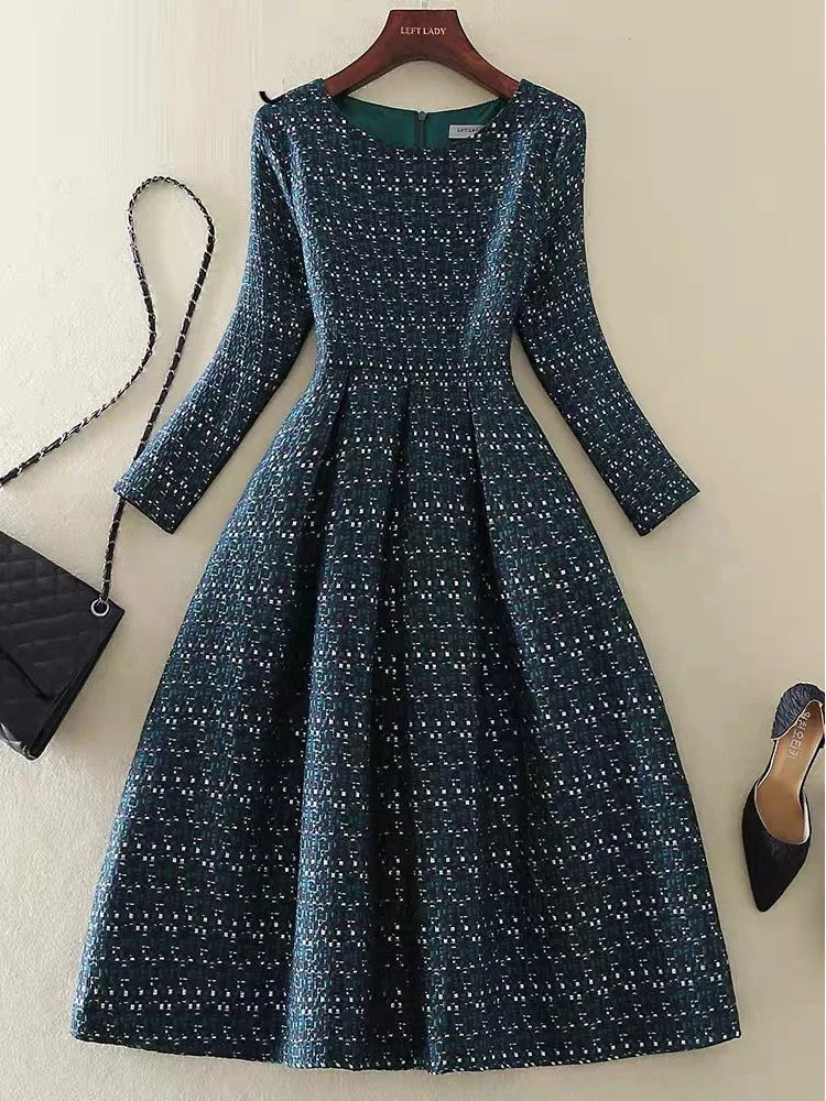 Office Ladies Elegant Tweed Slim Dresses 2022 Autumn Winter O Neck Long Sleeve High Waist A-line Vestidos De Fiesta
Office Ladies Elegant Tweed Slim Dresses 2022 Autumn Winter O Neck Long Sleeve High Waist A-line Vestidos De Fiesta