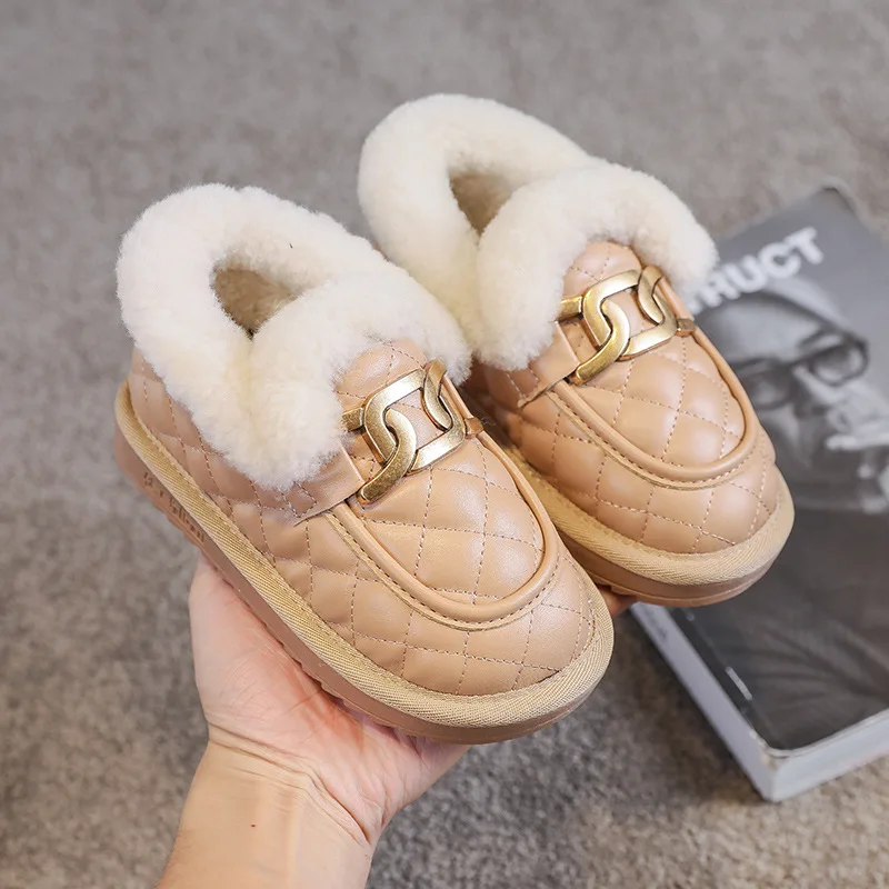 Kids Snow Boots Plaid Leather Plush Fur Warm Winter Shoes Baby Girls Fashion Short Boots Children Footwear Metal Decoration 2022
Kids Snow Boots Plaid Leather Plush Fur Warm Winter Shoes Baby Girls Fashion Short Boots Children Footwear Metal Decoration 2022