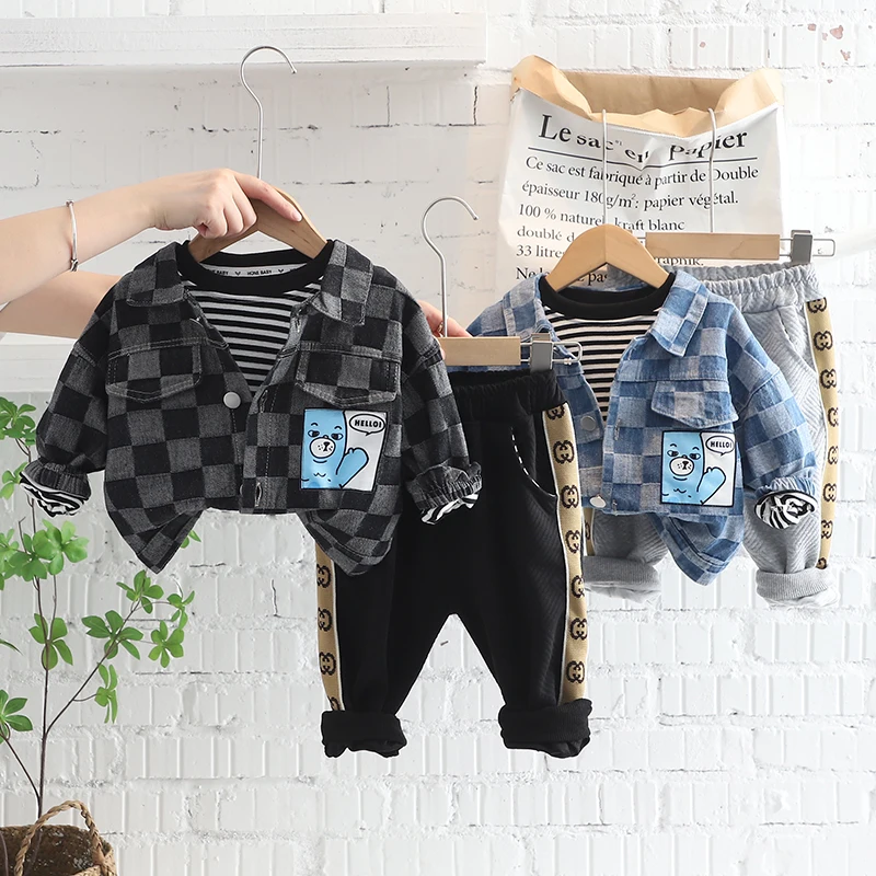 0-6 Year Old Baby Children's Fashion Checkerboard Top Suit Handsome Denim Three-piece Suit 
0-6 Year Old Baby Children's Fashion Checkerboard Top Suit Handsome Denim Three-piece Suit