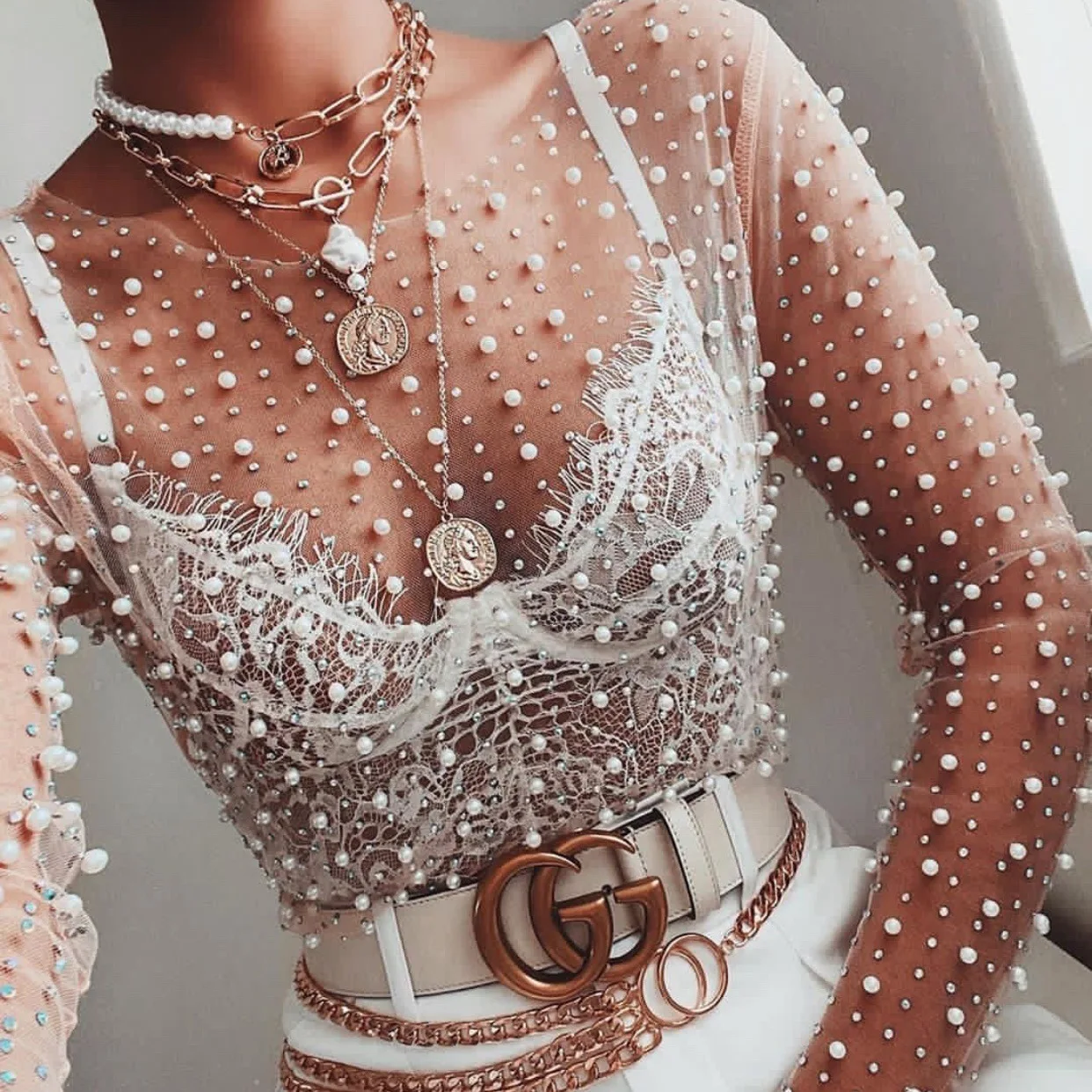 2023 Sexy Sheer Lace Shirt Bright Diamond Beads Inside and Outside Wearing Mesh Long-sleeved Top Woman
2023 Sexy Sheer Lace Shirt Bright Diamond Beads Inside and Outside Wearing Mesh Long-sleeved Top Woman