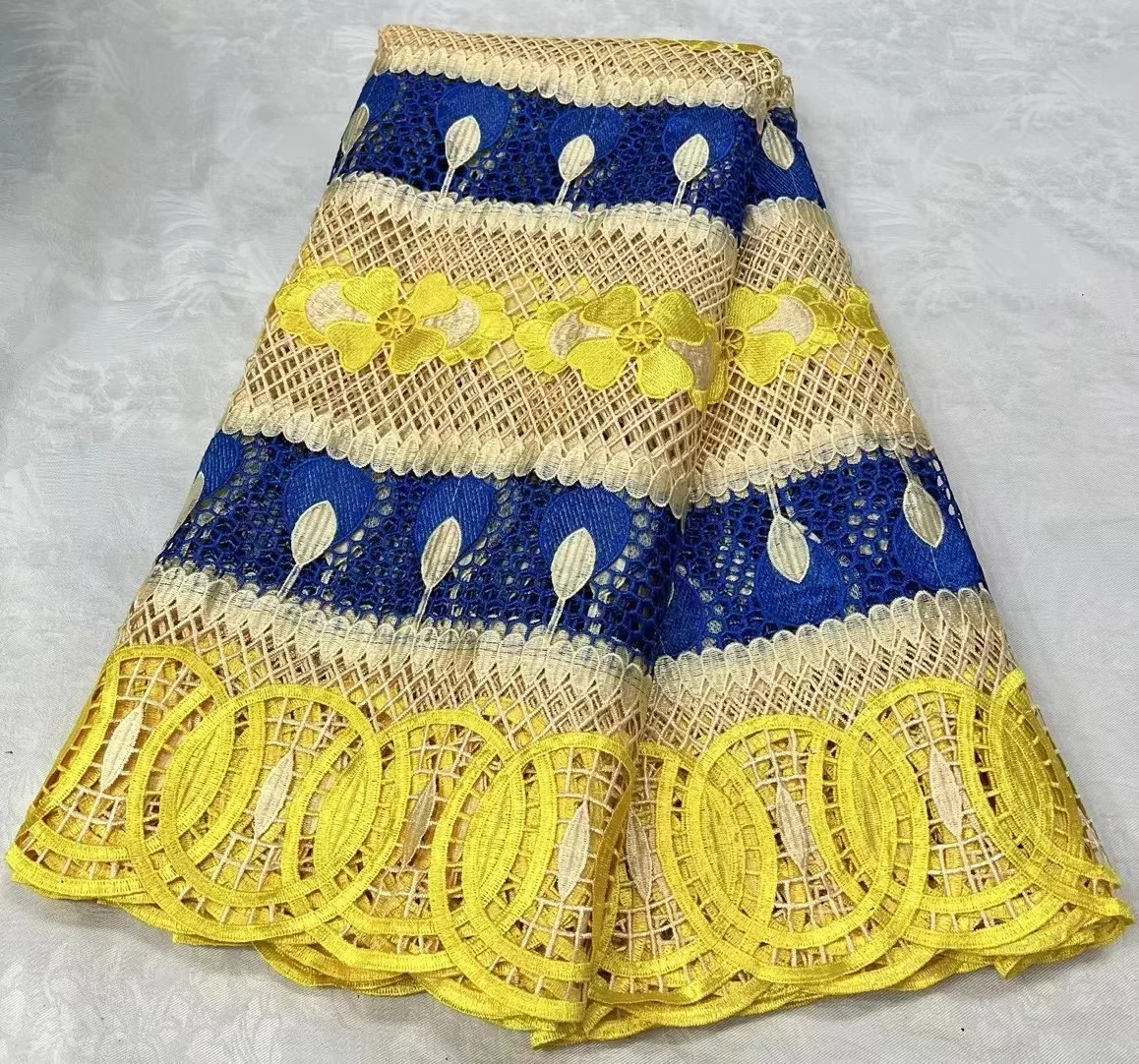 African Water Soluble Lace Guipure Cord Lace Fabric 2023 High Quality French Cord Lace African Lace Fabric For Wedding
African Water Soluble Lace Guipure Cord Lace Fabric 2023 High Quality French Cord Lace African Lace Fabric For Wedding
