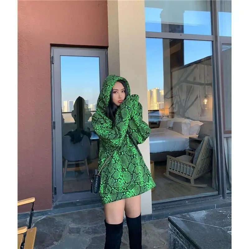 Harajuku Sweatshirts Women 2022 Spring Autumn New Snake Print Loose Hooded Personality Snake Print Bf Wind Top Clothes For Teens
Harajuku Sweatshirts Women 2022 Spring Autumn New Snake Print Loose Hooded Personality Snake Print Bf Wind Top Clothes For Teens