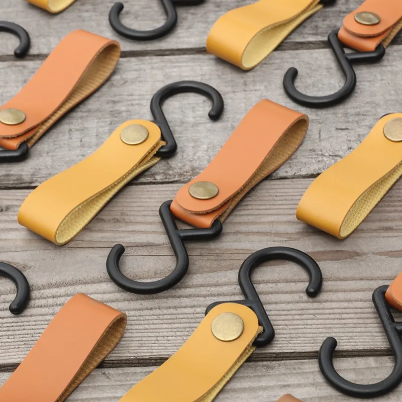 5pcs/Bag Leather Storage Hooks Multitool Ultra Light Portable Outdoor Camping Hiking Hanging Hooks
5pcs/Bag Leather Storage Hooks Multitool Ultra Light Portable Outdoor Camping Hiking Hanging Hooks
