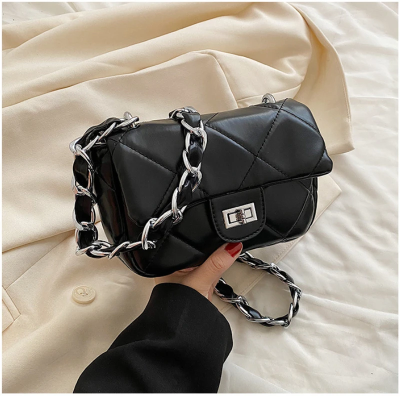2022 New Ladies Chain Shoulder Bag Fashion High-quality Casual Messenger Bag Net Red Foreign Candy Color Small Square Bag Women
2022 New Ladies Chain Shoulder Bag Fashion High-quality Casual Messenger Bag Net Red Foreign Candy Color Small Square Bag Women
