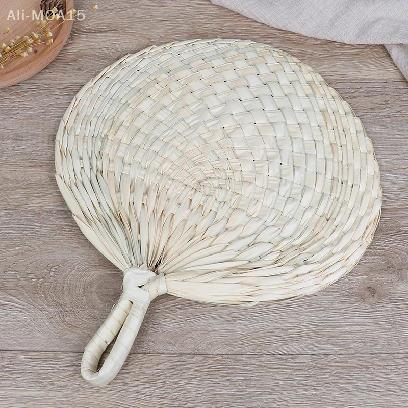 Decorative Hand Fan Straw Hand-woven Wedding Souvenir Handheld Bamboo Dance Gift 
Decorative Hand Fan Straw Hand-woven Wedding Souvenir Handheld Bamboo Dance Gift