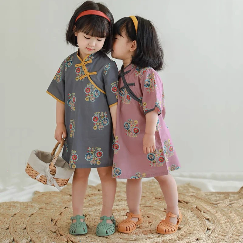 2021 0-14Y Chinese Traditional Dress For Girls Baby Infant Hanfu Cheongsam Vintage Jumpsuit Pink Grey Summer Korea Style
2021 0-14Y Chinese Traditional Dress For Girls Baby Infant Hanfu Cheongsam Vintage Jumpsuit Pink Grey Summer Korea Style