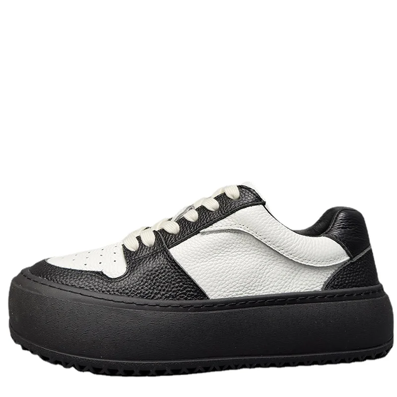 Black White Panda Shoes for Men Genuine Leather Thick Platform Elevated Board Shoes Fashionable Sports Leisure Bread Shoes Male
Black White Panda Shoes for Men Genuine Leather Thick Platform Elevated Board Shoes Fashionable Sports Leisure Bread Shoes Male