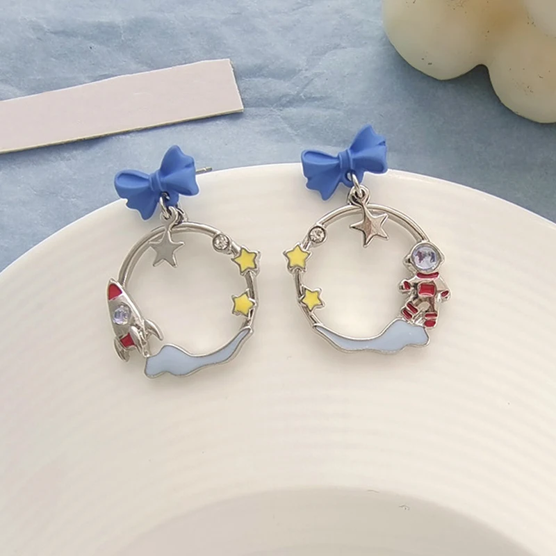 Fashion Astronaut Bowknot Stud Earrings for Women Circle Star Dolphin Crystal Tassel Dangle Wedding Party Jewelry Girls Gifts
Fashion Astronaut Bowknot Stud Earrings for Women Circle Star Dolphin Crystal Tassel Dangle Wedding Party Jewelry Girls Gifts