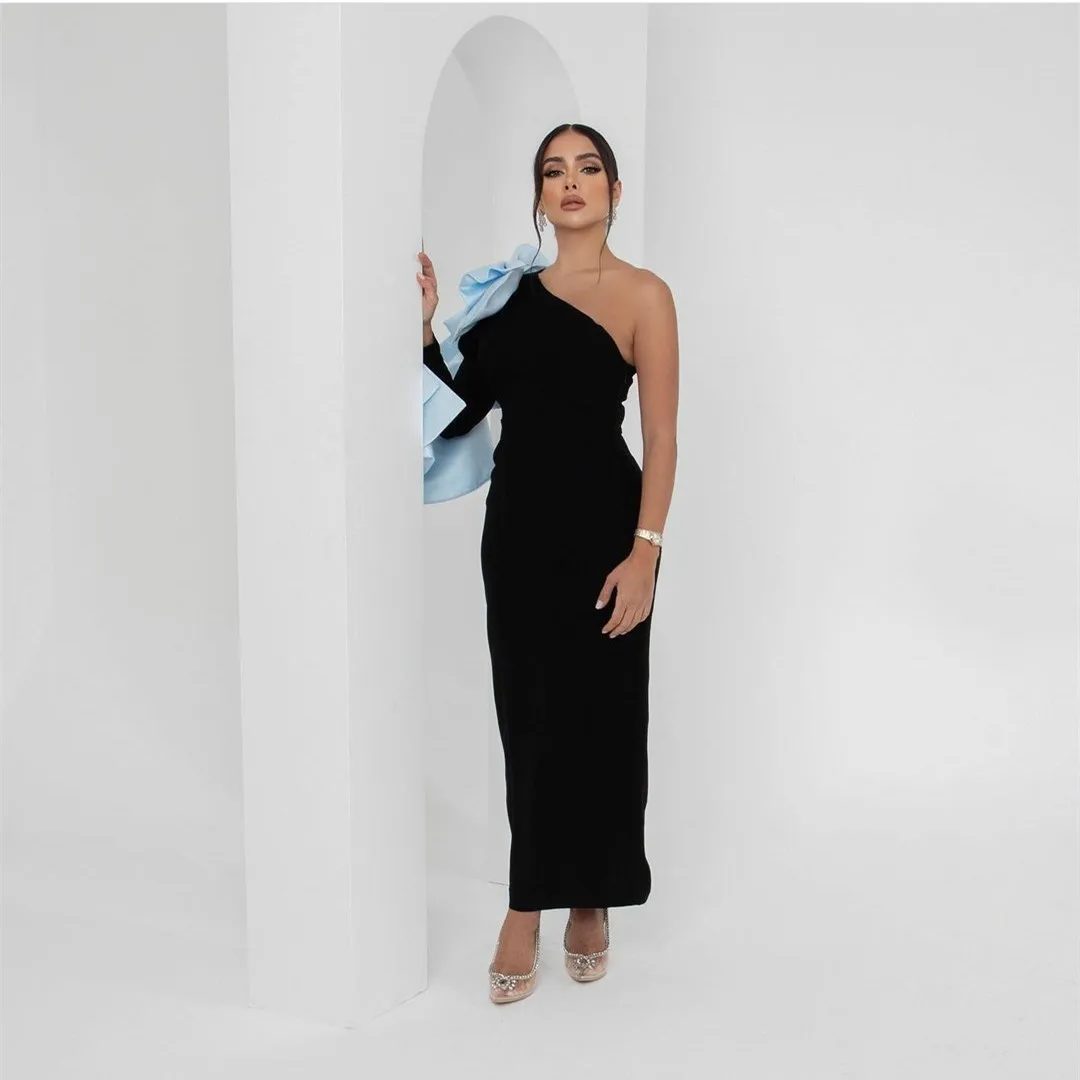 Длинные черные вечерние платья из крепа с открытым плечом и разрезом, платье-футляр до щиколотки для выпускного вечера, женское платье для вечеринки
Длинные черные вечерние платья из крепа с открытым плечом и разрезом, платье-футляр до щиколотки для выпускного вечера, женское платье для вечеринки