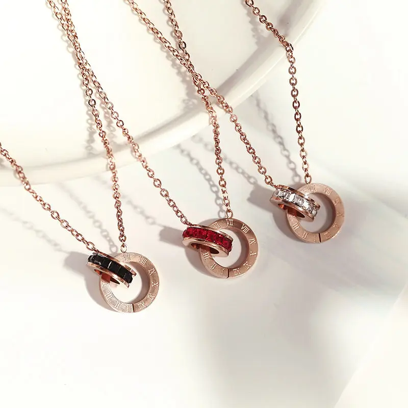 Fashion New Titanium Steel Double Ring Roman Numerals Necklace for Women Pendant Gift Party Banquet Woman Jewelry Set Gift
Fashion New Titanium Steel Double Ring Roman Numerals Necklace for Women Pendant Gift Party Banquet Woman Jewelry Set Gift
