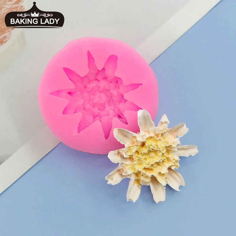 Beautiful flower silicone mold, flower shape drop glue mold, cake chocolate plaster mold, pastry tool
Beautiful flower silicone mold, flower shape drop glue mold, cake chocolate plaster mold, pastry tool