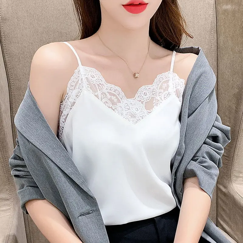 2022 Fashion White Lace Detail Blouse Sexy Sleeveless Tank Tops Camis Vest Summer Women Ladies Blouse Spaghetti Strap Tops
2022 Fashion White Lace Detail Blouse Sexy Sleeveless Tank Tops Camis Vest Summer Women Ladies Blouse Spaghetti Strap Tops