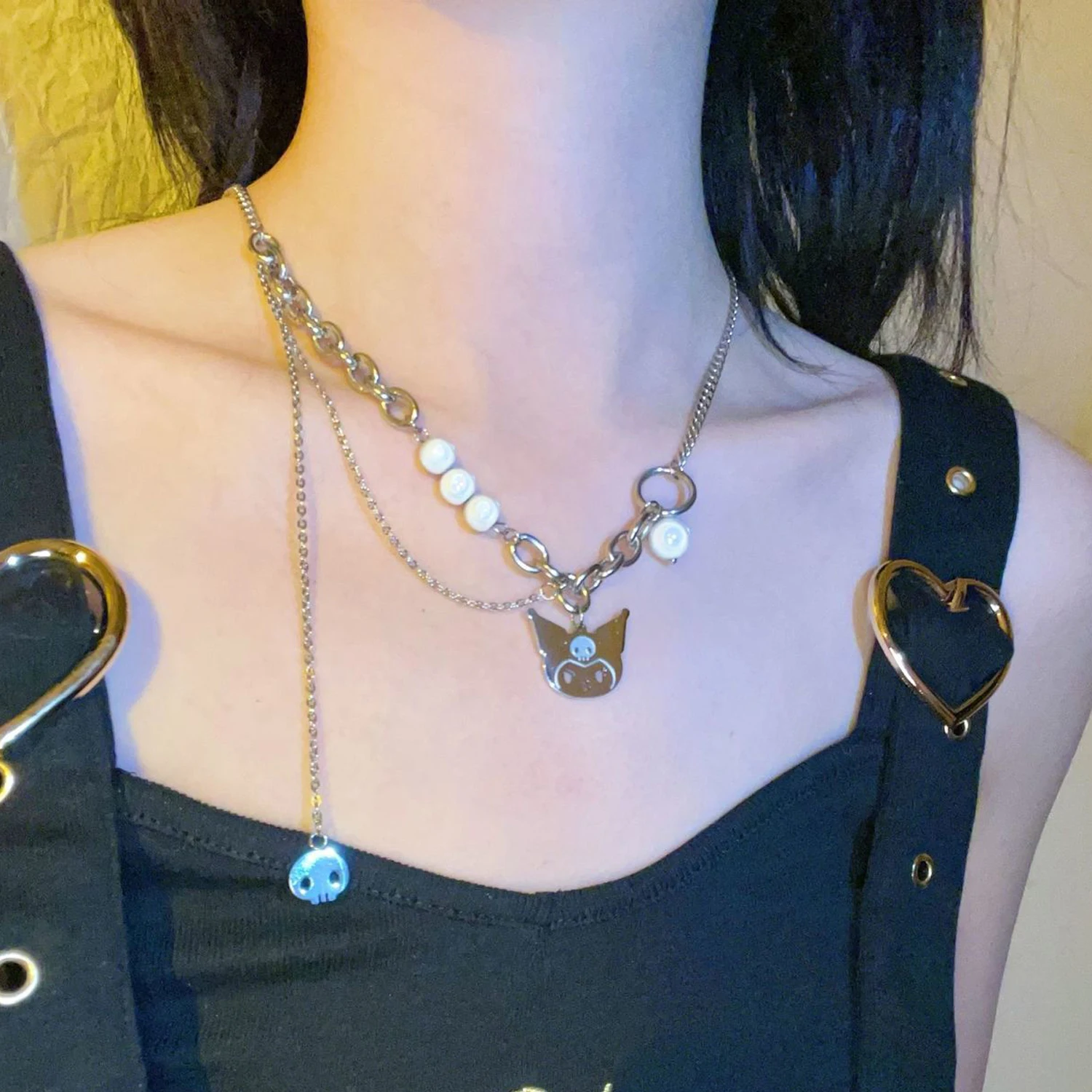 Kawaii kuromi alloy necklace trend multilayer necklace jewelry titanium steel sweater chain chain silver chain girlfriend gift
Kawaii kuromi alloy necklace trend multilayer necklace jewelry titanium steel sweater chain chain silver chain girlfriend gift