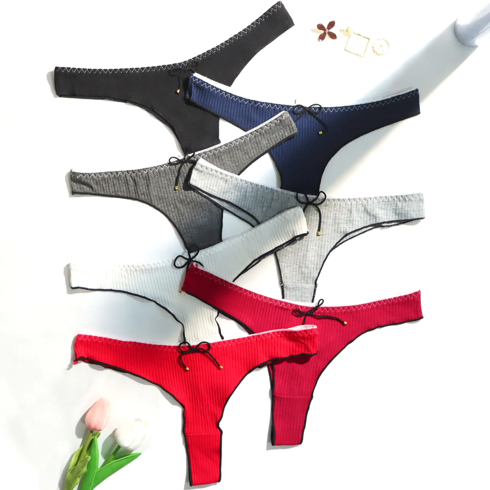 Сексуальные Горячие стринги, женские спортивные штаны с бантом для фитнеса, новое летнее нижнее белье
Сексуальные Горячие стринги, женские спортивные штаны с бантом для фитнеса, новое летнее нижнее белье