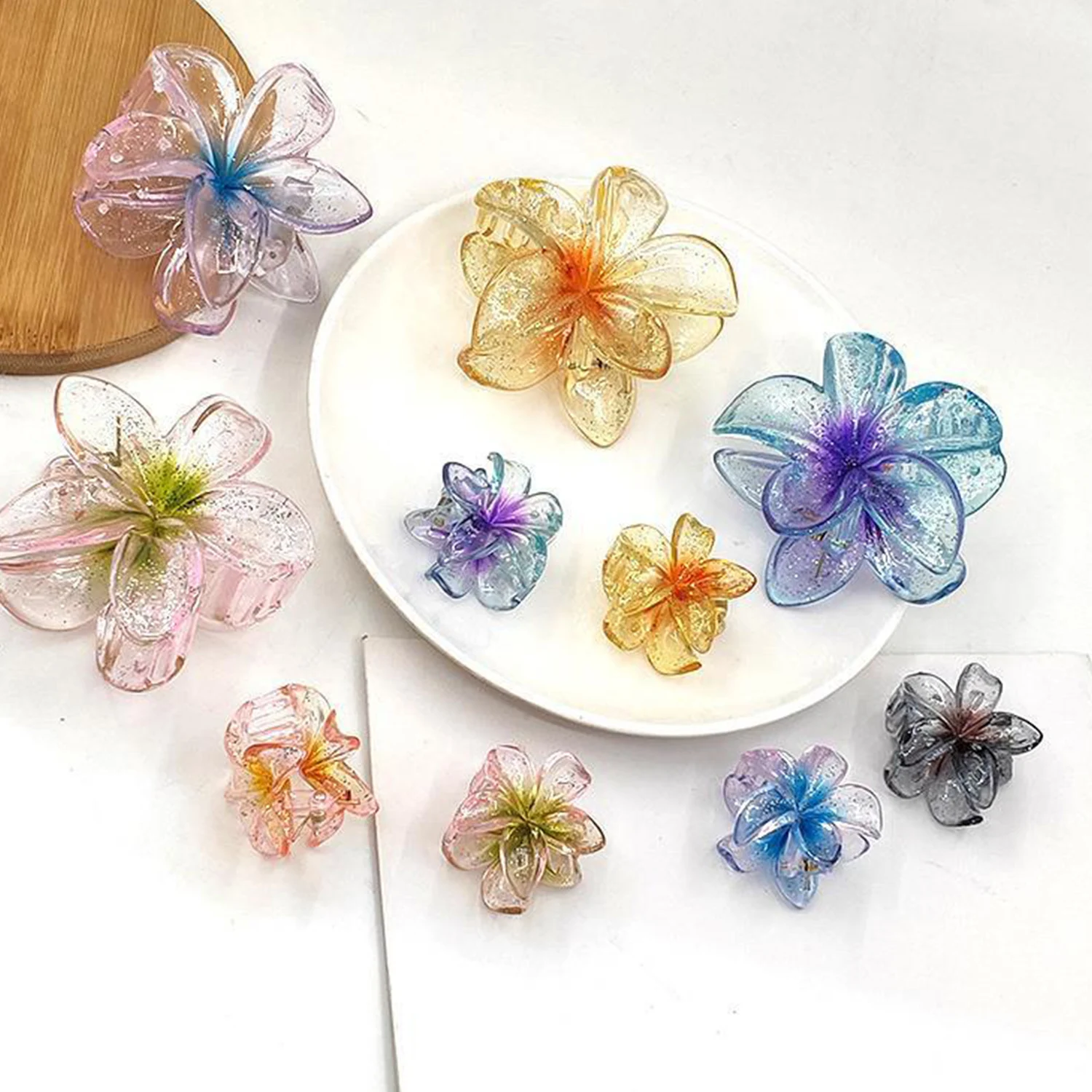 1piece 4cm Transparent Glitter Egg Flower Small Hair Claws Women Girls Side Clip Barrette Shark Clip Hair Accessories
1piece 4cm Transparent Glitter Egg Flower Small Hair Claws Women Girls Side Clip Barrette Shark Clip Hair Accessories