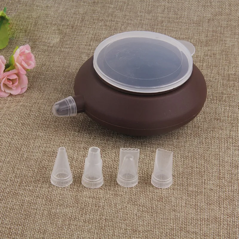 Macaron Piping Bag Cake Decorating Tools Cupcake Baking Bakery Accessories Pastry Supplies Pipping Bags Squeeze Silicone Nozzle
Macaron Piping Bag Cake Decorating Tools Cupcake Baking Bakery Accessories Pastry Supplies Pipping Bags Squeeze Silicone Nozzle