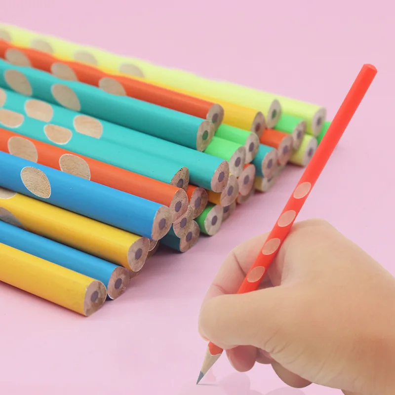 30pcs Triangle Hole Pencils Student Prizes Sketching Drawing Pencils Macaron HB School Supplies Cute for Kids Stationery 
30pcs Triangle Hole Pencils Student Prizes Sketching Drawing Pencils Macaron HB School Supplies Cute for Kids Stationery