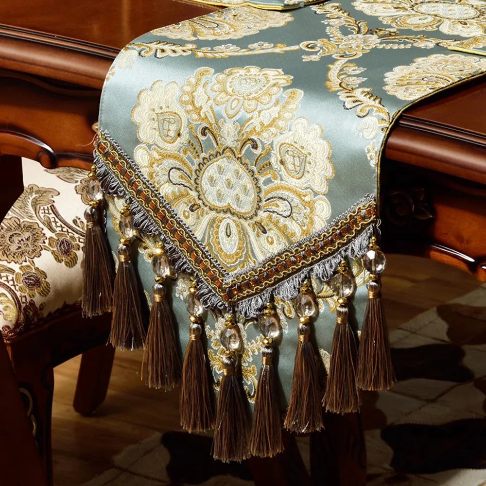 Royal Luxury Tassel Pendant Table Runner Tablecloth High Quality Bed Flag Table Flag Table Mat for Wedding Hotel Dinner Party
Royal Luxury Tassel Pendant Table Runner Tablecloth High Quality Bed Flag Table Flag Table Mat for Wedding Hotel Dinner Party