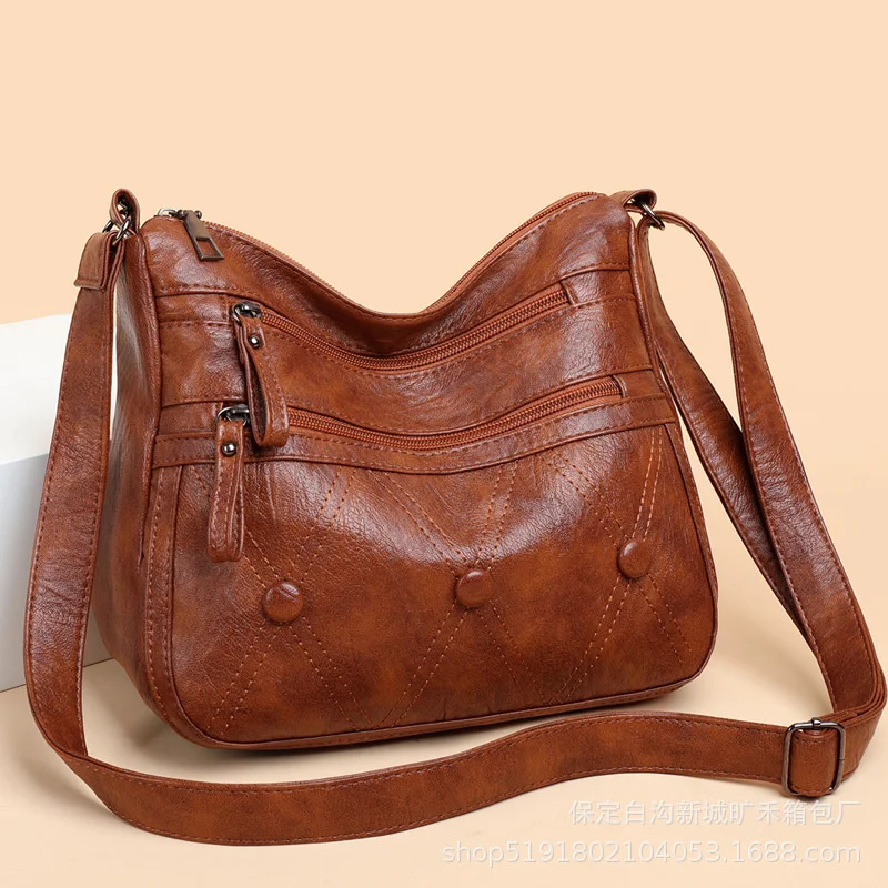 Women's bag 2022 new fashion single shoulder bag soft leather middle-aged women's messenger bag large capacity mother's bag
Women's bag 2022 new fashion single shoulder bag soft leather middle-aged women's messenger bag large capacity mother's bag