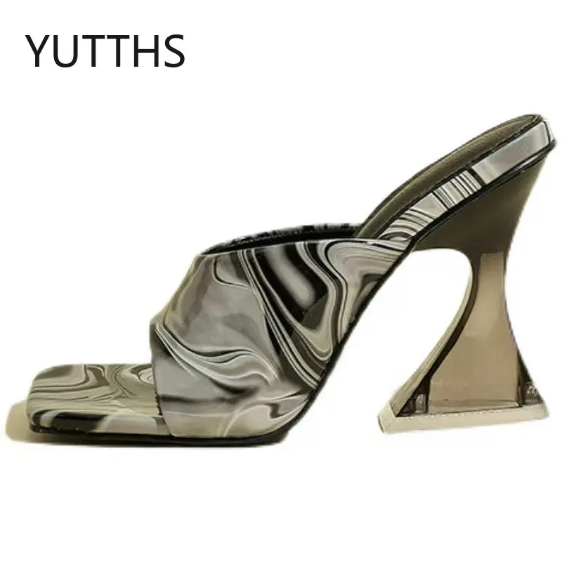 2022 Summer New Fashion Colorful Square Toe Open Toe Women's Slippers Transparent Hoof Heels Party Striptease Sexy High Heels PU
2022 Summer New Fashion Colorful Square Toe Open Toe Women's Slippers Transparent Hoof Heels Party Striptease Sexy High Heels PU