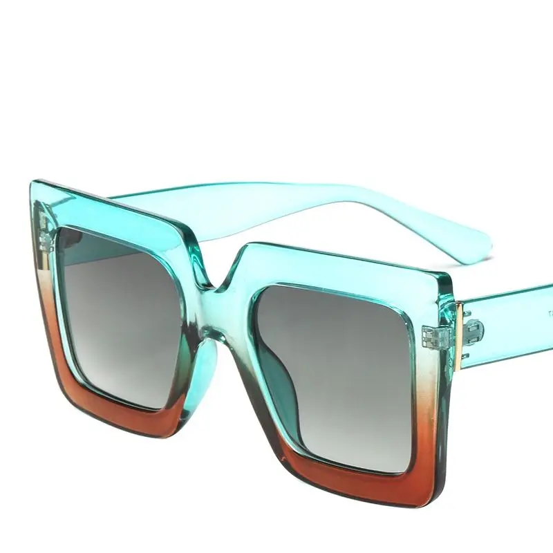 Европейские и американские трендовые солнцезащитные очки для мужчин и женщин модные Двухцветные прозрачные квадратные большие очки Плоск...
Европейские и американские трендовые солнцезащитные очки для мужчин и женщин модные Двухцветные прозрачные квадратные большие очки Плоск...