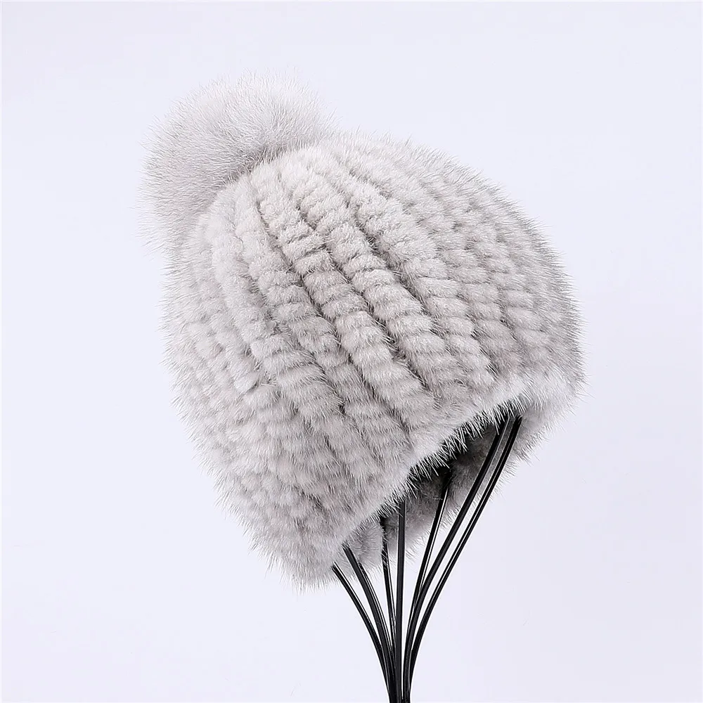 2021 100% real mink fur hat women winter knitted beanie Russian Girls cap with fox fur pom poms thick female cap Elastic
2021 100% real mink fur hat women winter knitted beanie Russian Girls cap with fox fur pom poms thick female cap Elastic