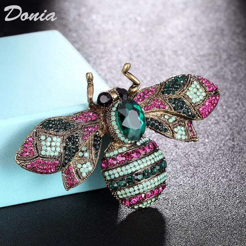 Donia Jewelry Big Size Rhinestone bee brooches bouquet fashion women's wedding bridal jewelry nice insect scarf pins best hats
Donia Jewelry Big Size Rhinestone bee brooches bouquet fashion women's wedding bridal jewelry nice insect scarf pins best hats