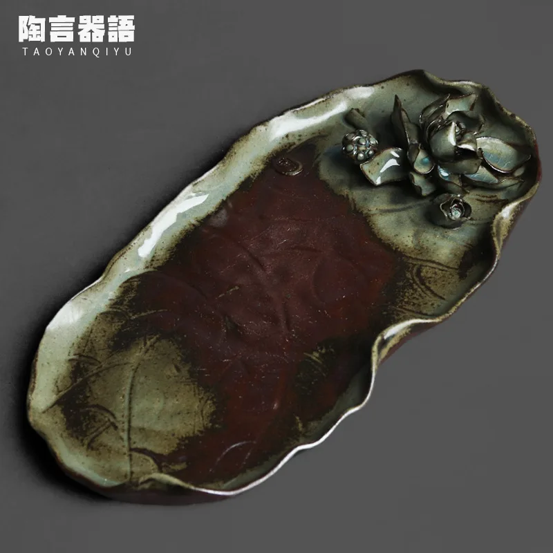 

ood-burning fire marks glaze relief lotus rectangular tea plate rock mine clay material hand-kneaded single-layer tea table land