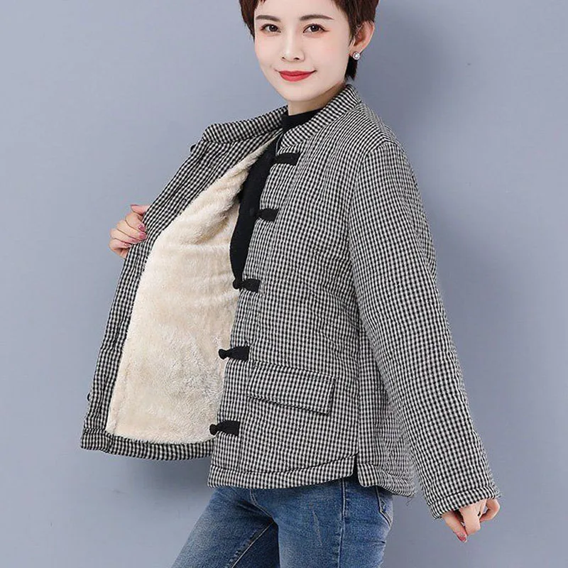 Parka Womens Short Coats Jackets 2022 Winter Cotton-Padded Plaid Splicing Chinese Style Thickening Keep Warm Skinny Parkas Woman
Parka Womens Short Coats Jackets 2022 Winter Cotton-Padded Plaid Splicing Chinese Style Thickening Keep Warm Skinny Parkas Woman