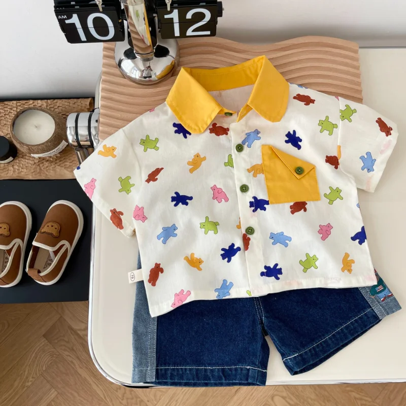 Summer New Boys Cartoon Bears Short Sleeve Shirts Kids Contrast Color Lapel Collar Tops
Summer New Boys Cartoon Bears Short Sleeve Shirts Kids Contrast Color Lapel Collar Tops