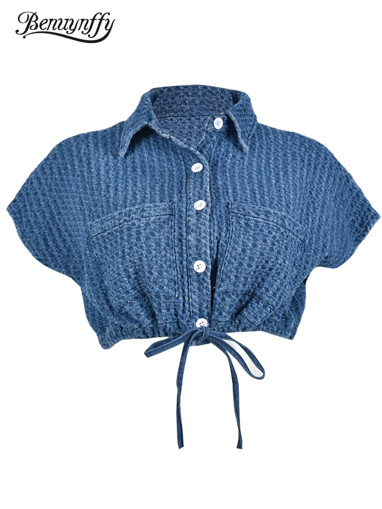 Benuynffy Drawstring Hem Denim Shirts Women Fashion Y2k Streetwear Summer Crop Tops Lapel Neck Buttoned Shirts with Pockets
Benuynffy Drawstring Hem Denim Shirts Women Fashion Y2k Streetwear Summer Crop Tops Lapel Neck Buttoned Shirts with Pockets