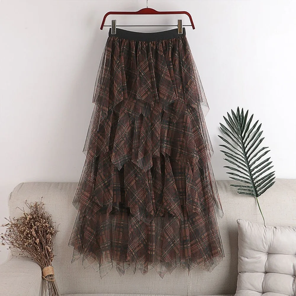 Kuzuwata 2022Autumn Winter New Women Jupes High Waist Dots Cascading Ruffled Irregular Slim Skirts Japan Style Mujer Faldas
Kuzuwata 2022Autumn Winter New Women Jupes High Waist Dots Cascading Ruffled Irregular Slim Skirts Japan Style Mujer Faldas