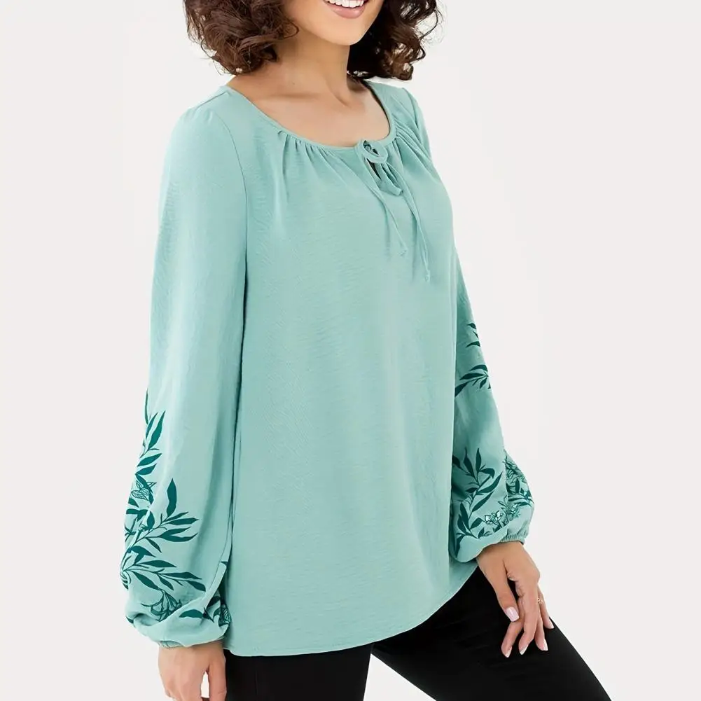 Women Long-sleeved Top Flower Print Pleated Pullover Women's Lace-up T-shirt with Hollow Out Design Stylish Long Sleeve
Women Long-sleeved Top Flower Print Pleated Pullover Women's Lace-up T-shirt with Hollow Out Design Stylish Long Sleeve