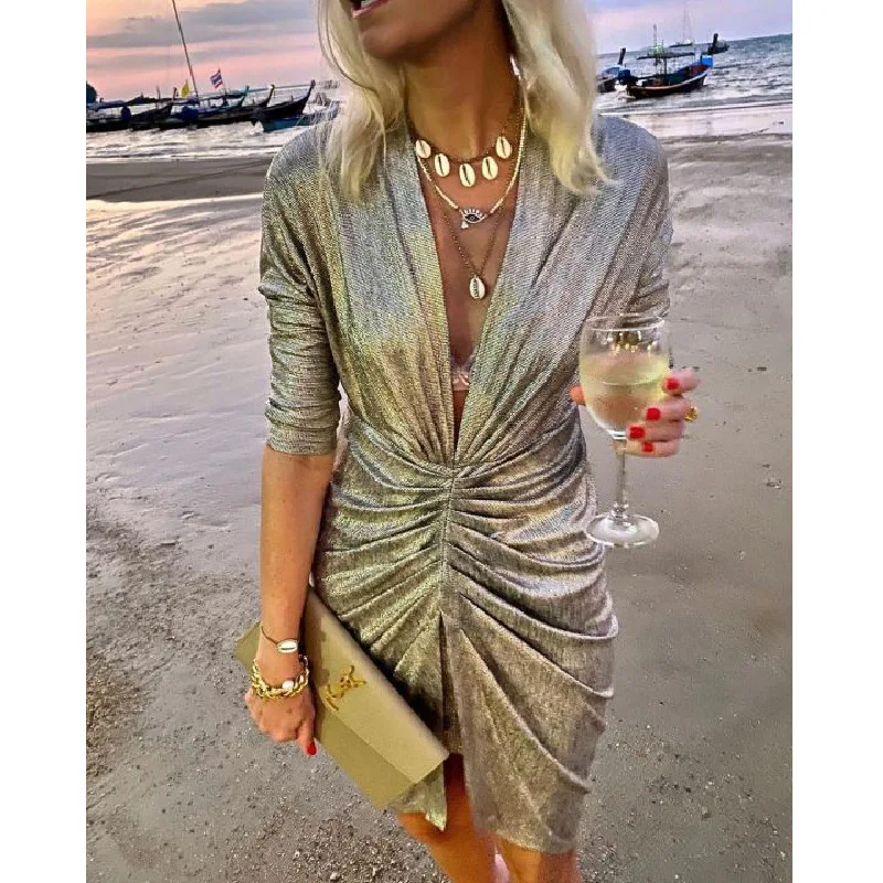 Folds Sequin Women's Dress 2022 Spring Autumn Mini Deep V-neck Sexy Nightclub Sheath Party Dresses Woman Long Sleeve Gold Dress
Folds Sequin Women's Dress 2022 Spring Autumn Mini Deep V-neck Sexy Nightclub Sheath Party Dresses Woman Long Sleeve Gold Dress