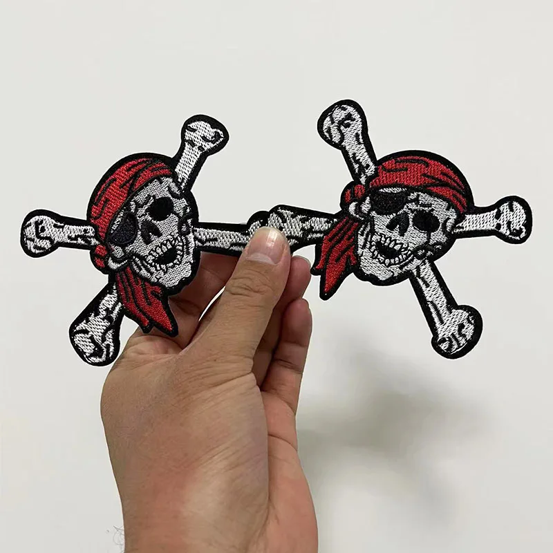 Skull Red Bandana Pirate Embroidered Cloth Stickers DIY Baseball Uniform Hat Ironing Adhesive Patches Two Bones Ghost Punk Badge
Skull Red Bandana Pirate Embroidered Cloth Stickers DIY Baseball Uniform Hat Ironing Adhesive Patches Two Bones Ghost Punk Badge
