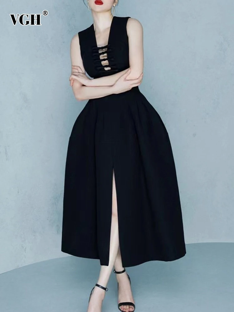 VGH Temperament Hollow Out Dress For Women V Neck Sleeveless High Waist Split Thigh Solid Slim Folds Dresses Female Summer New
VGH Temperament Hollow Out Dress For Women V Neck Sleeveless High Waist Split Thigh Solid Slim Folds Dresses Female Summer New
