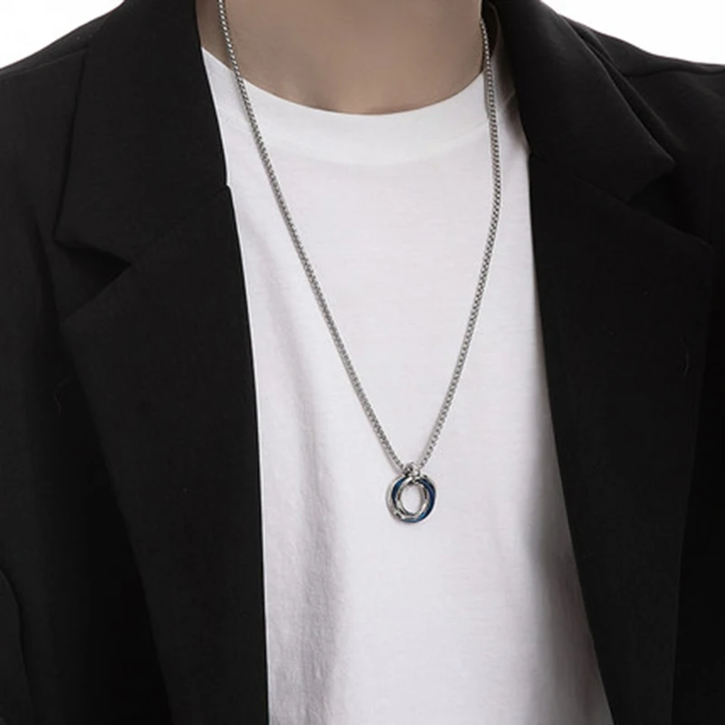 Titanium non-fading steel high-grade pendant all-match new light and thin luxury design gift men's fashion personality jewelry
Titanium non-fading steel high-grade pendant all-match new light and thin luxury design gift men's fashion personality jewelry