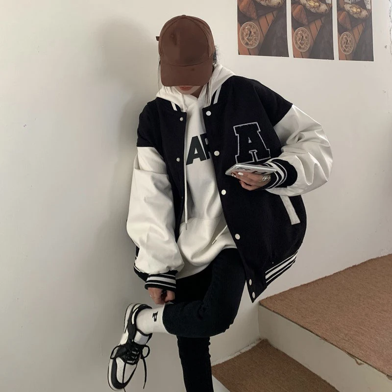 Autumn Vintage Streetwear Baseball Uniform Style Oversized Woman Coats Loose Student Women Fashion Bomber Jackets
Autumn Vintage Streetwear Baseball Uniform Style Oversized Woman Coats Loose Student Women Fashion Bomber Jackets