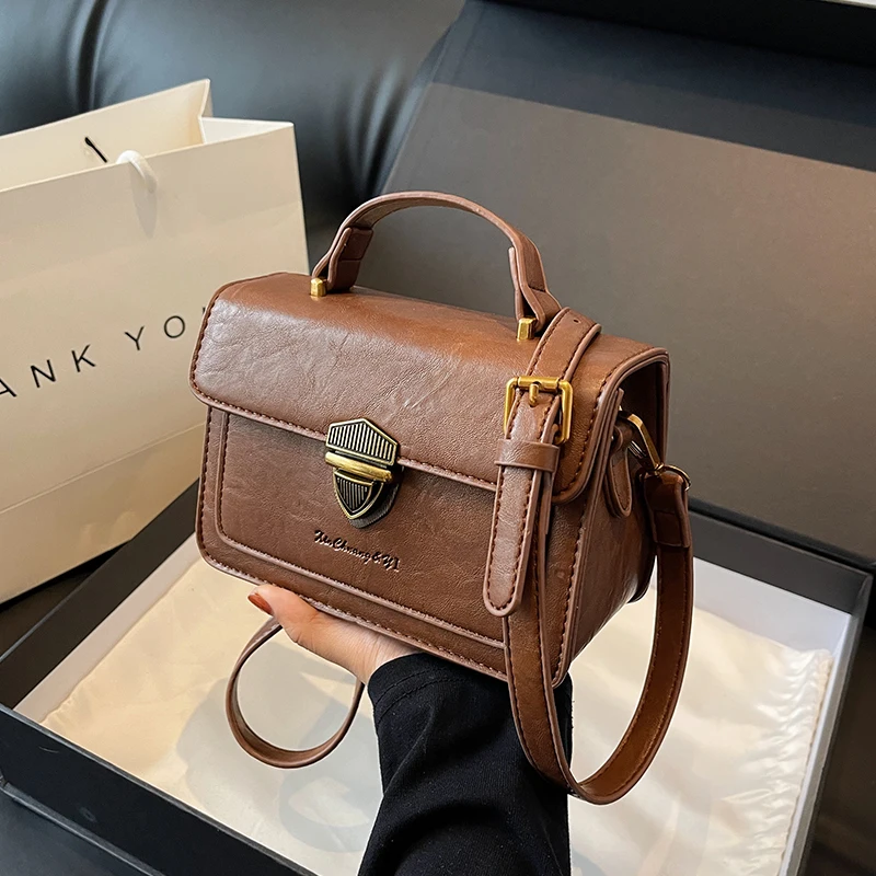 Vintage Pu Leather Shoulder Bag For Women 2023 Y2K Luxury Handbag Mini Phone Bag Female Designer Crossbody Bag With Short Handle
Vintage Pu Leather Shoulder Bag For Women 2023 Y2K Luxury Handbag Mini Phone Bag Female Designer Crossbody Bag With Short Handle