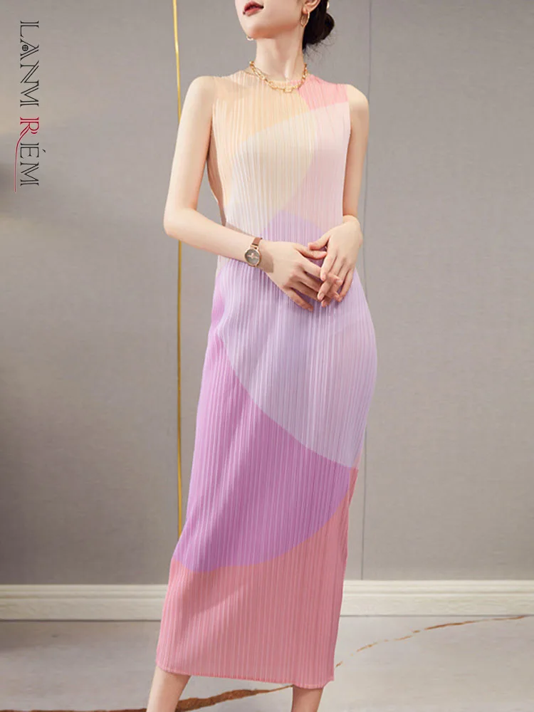 LANMREM Sleeveless Pleated Dress For Women Printing Color Block Long Slim Dresses Ladies Elegant Clothing 2022 Summer 2R2589
LANMREM Sleeveless Pleated Dress For Women Printing Color Block Long Slim Dresses Ladies Elegant Clothing 2022 Summer 2R2589
